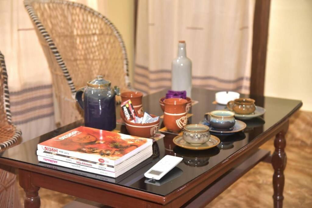 Abode Of Peace Villa โบลปูร์ ภายนอก รูปภาพ